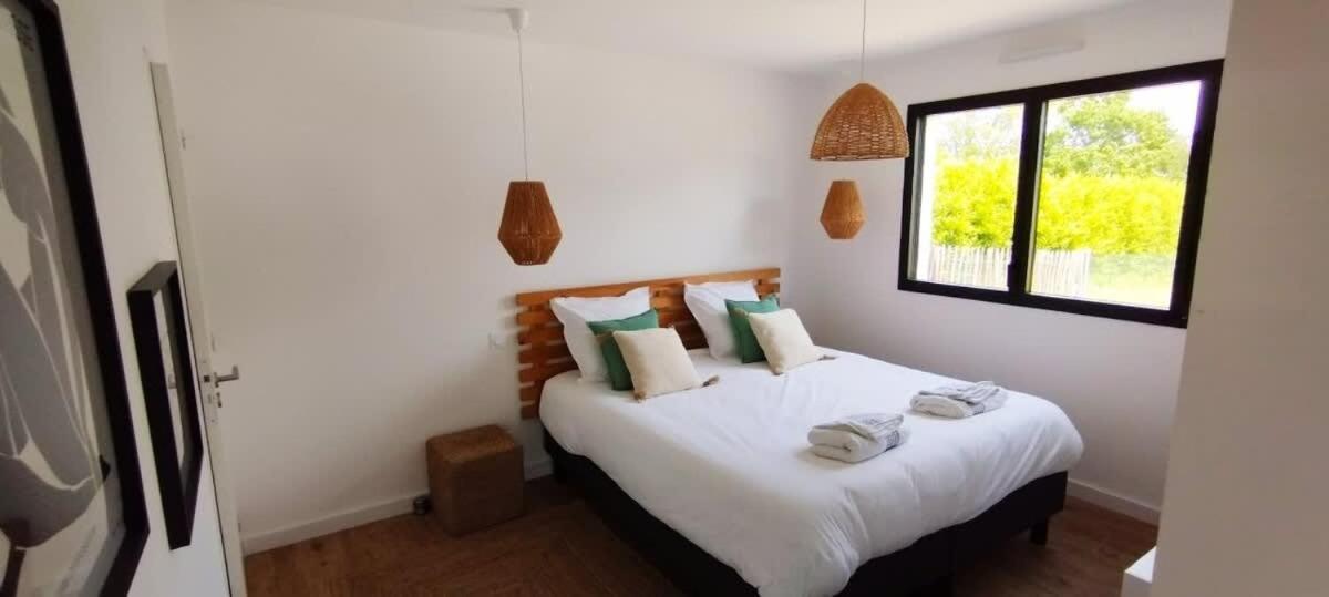 Carantec 4 Stars Villa With Jacuzzi And Garden For 8 Persons 외부 사진
